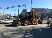 ekskavator_pogruzchik